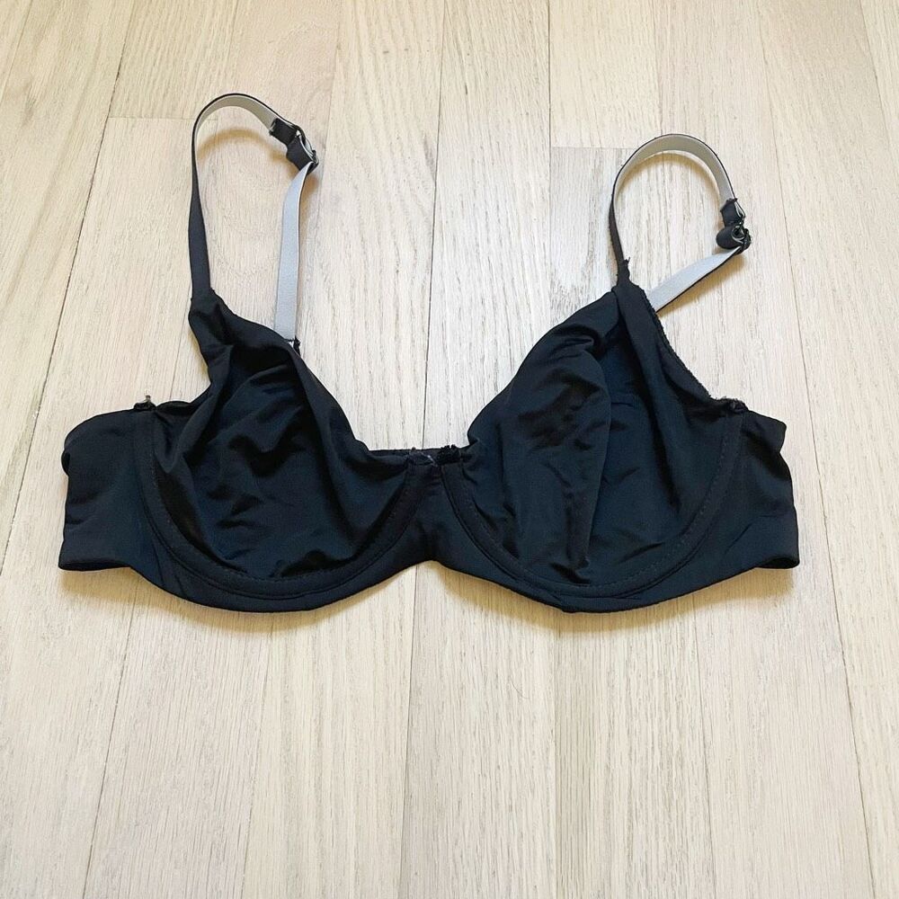 BUY 1 GET 1 FREE kindly 36a black unlined bra lightweight